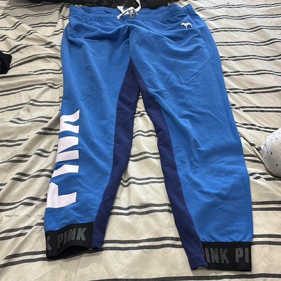 Pink pants, very comfy - Picture 2 of 3